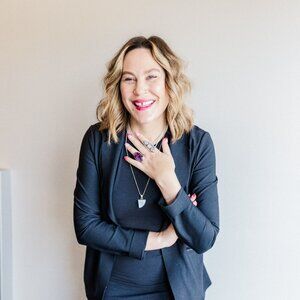 Meet your Posher, Brooke
